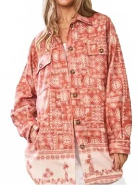 Davi & Dani Bandana-Print Shacket in Dusty Rose and White